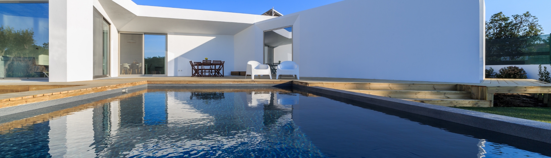 outdoor-pools-banner